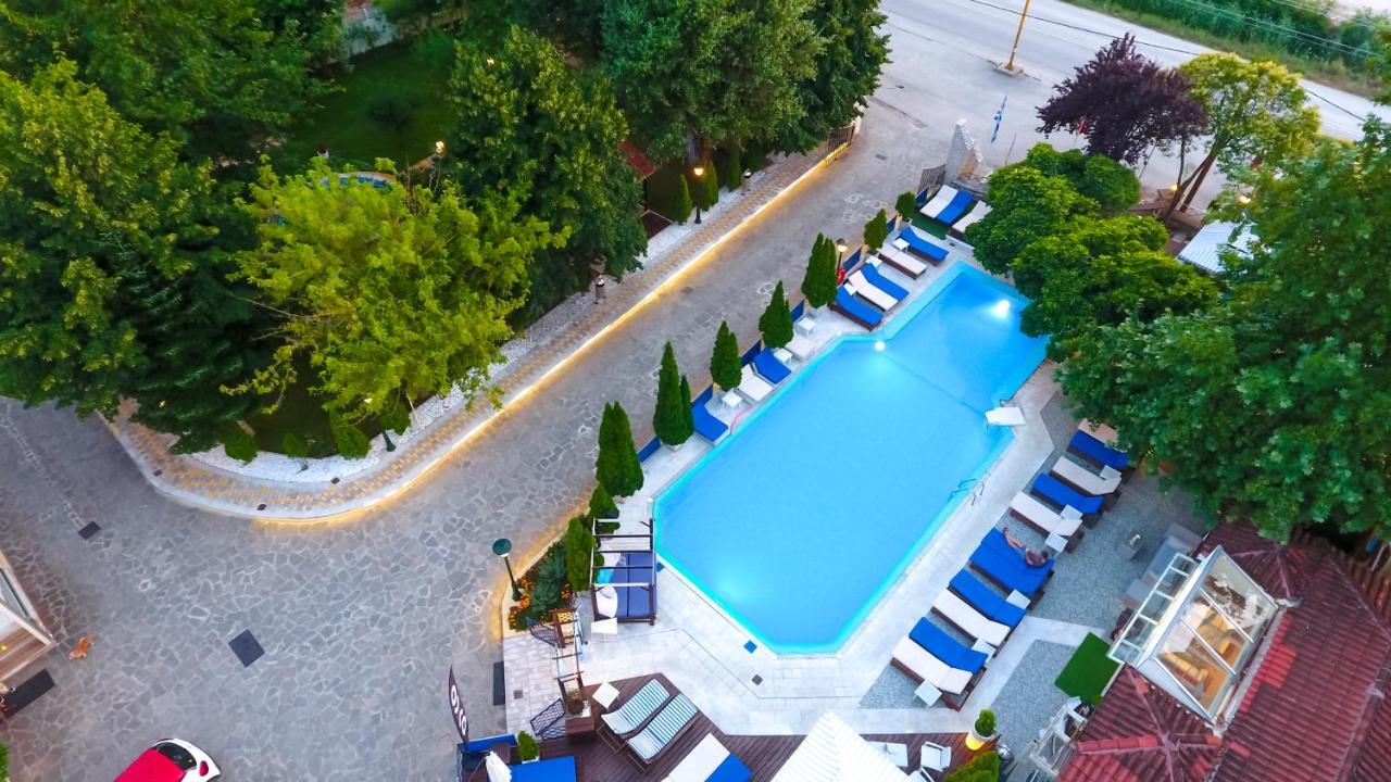 Krikonis Hotel Ioánnina Exteriör bild